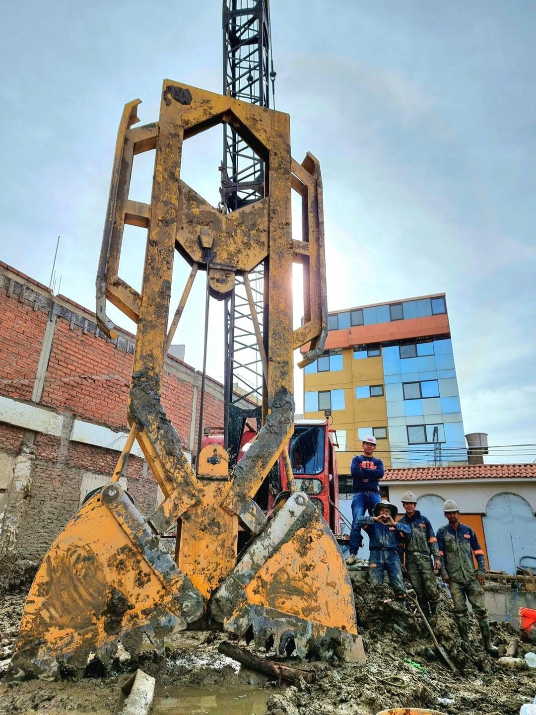 Equipo de trabajo y maquinaria de Muro Pantalla